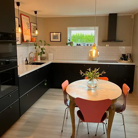 Bright And Stavanger